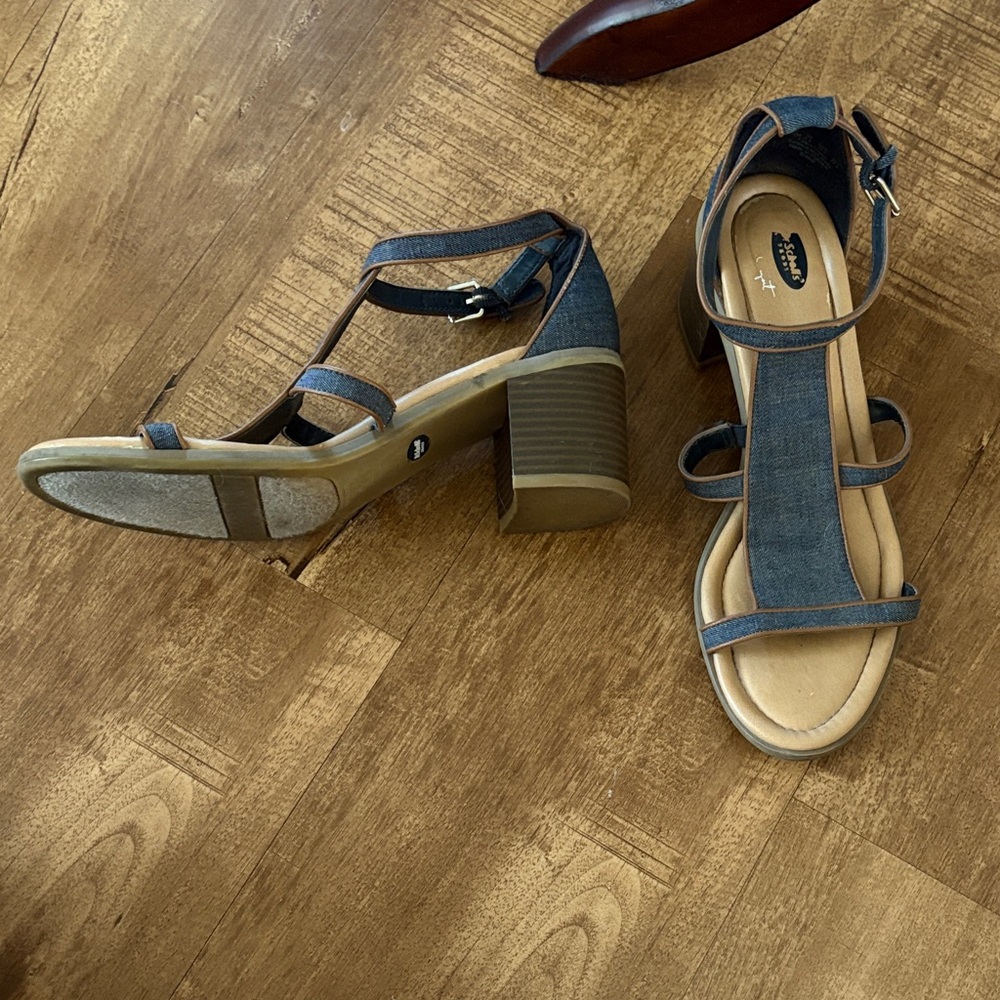 Dr. Scholl's Denim Strappy Block Heel Sandals - Picture 5 of 9